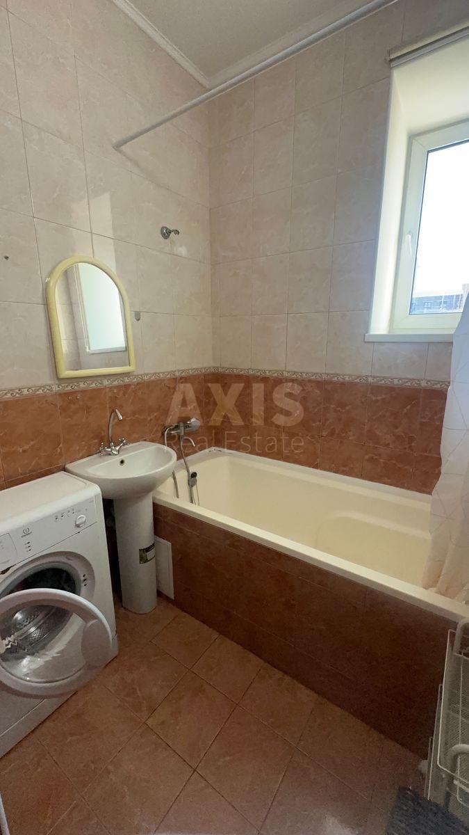 3k apartment vul. Dovzhenka Oleksandra 210