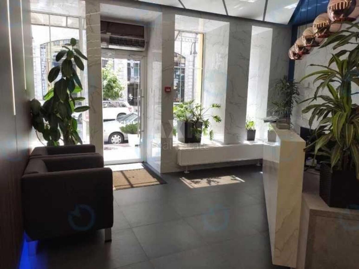 Office vul. Illins'ka 8, 2000m2588646