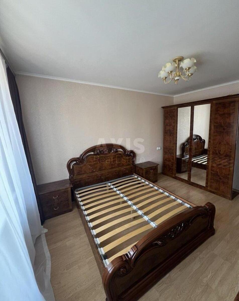 2к квартира ул. Минина 91