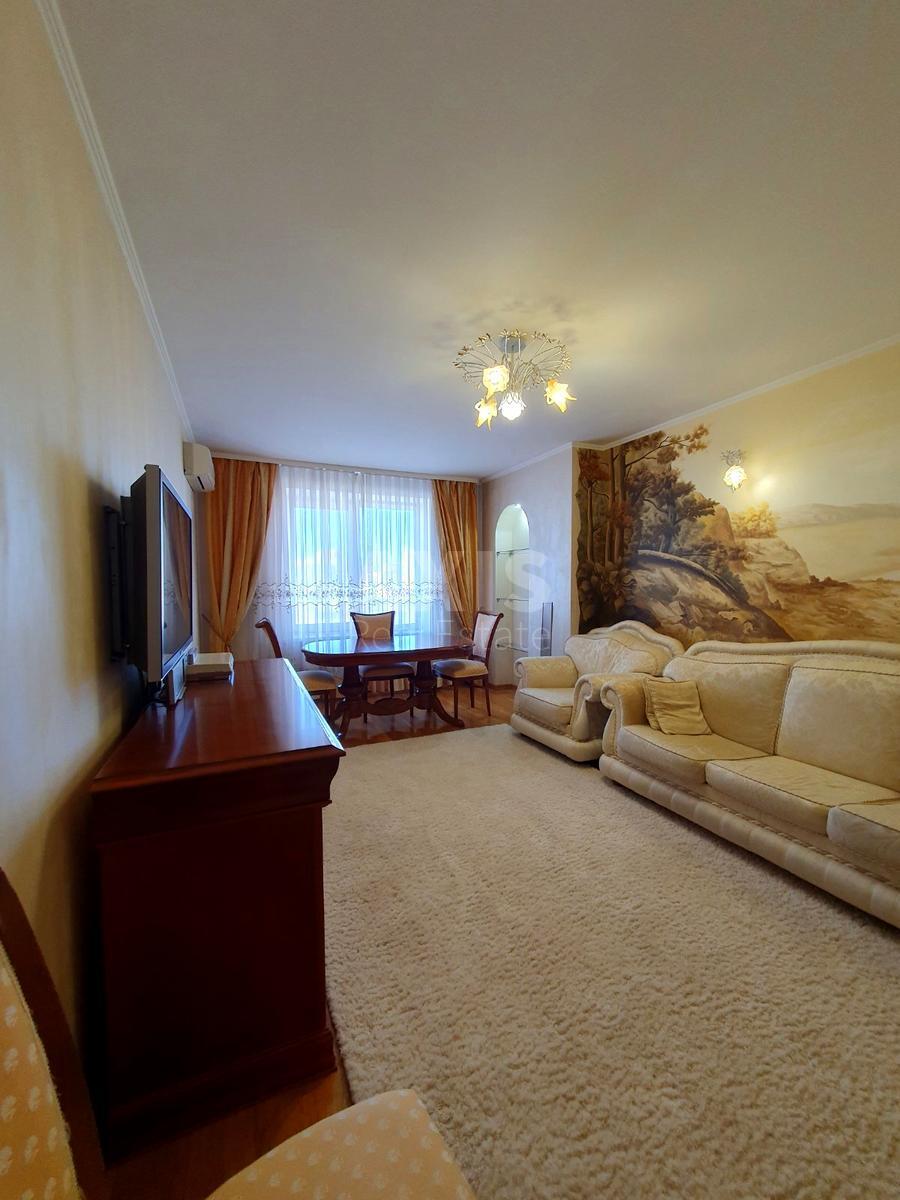 3к квартира ул. Ахматовой Анны 16Б633963