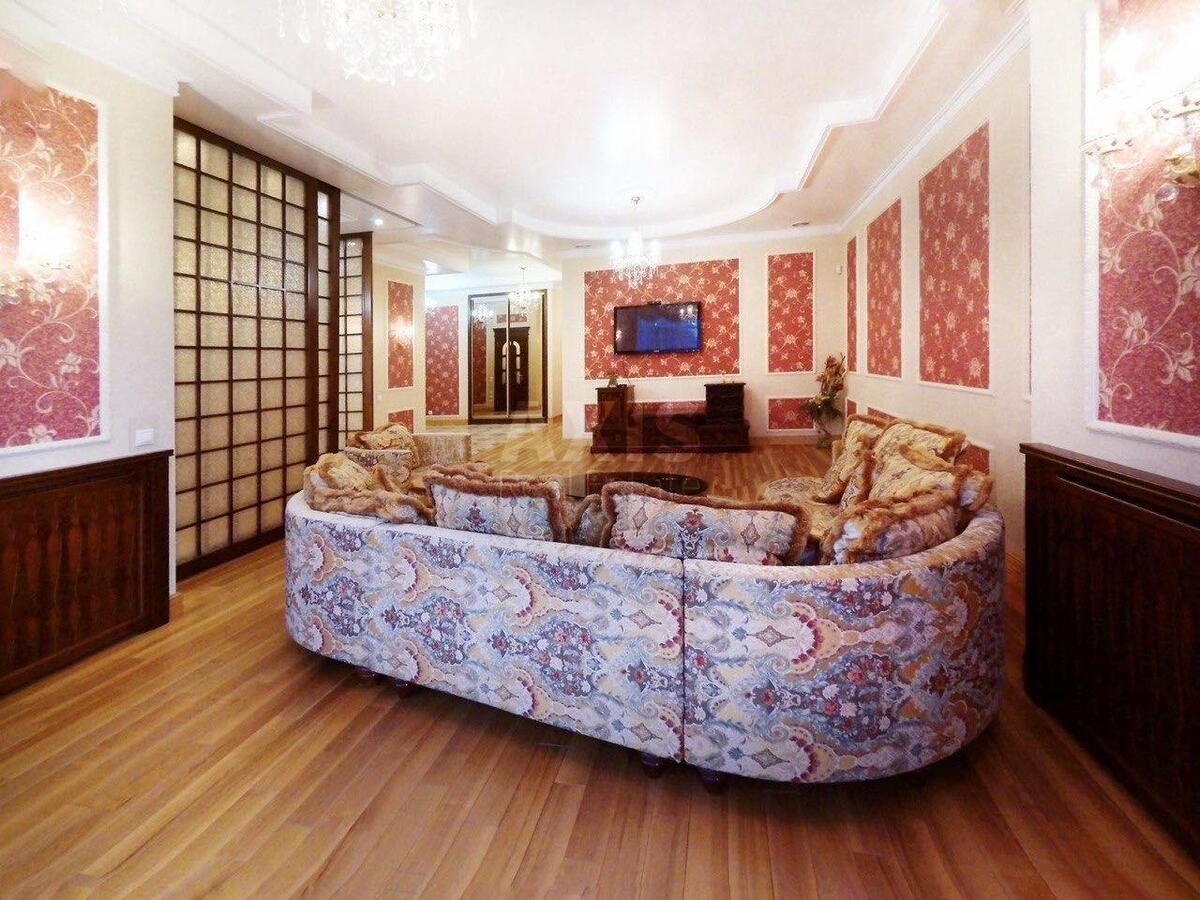3к квартира ул. Крещатик 27Б