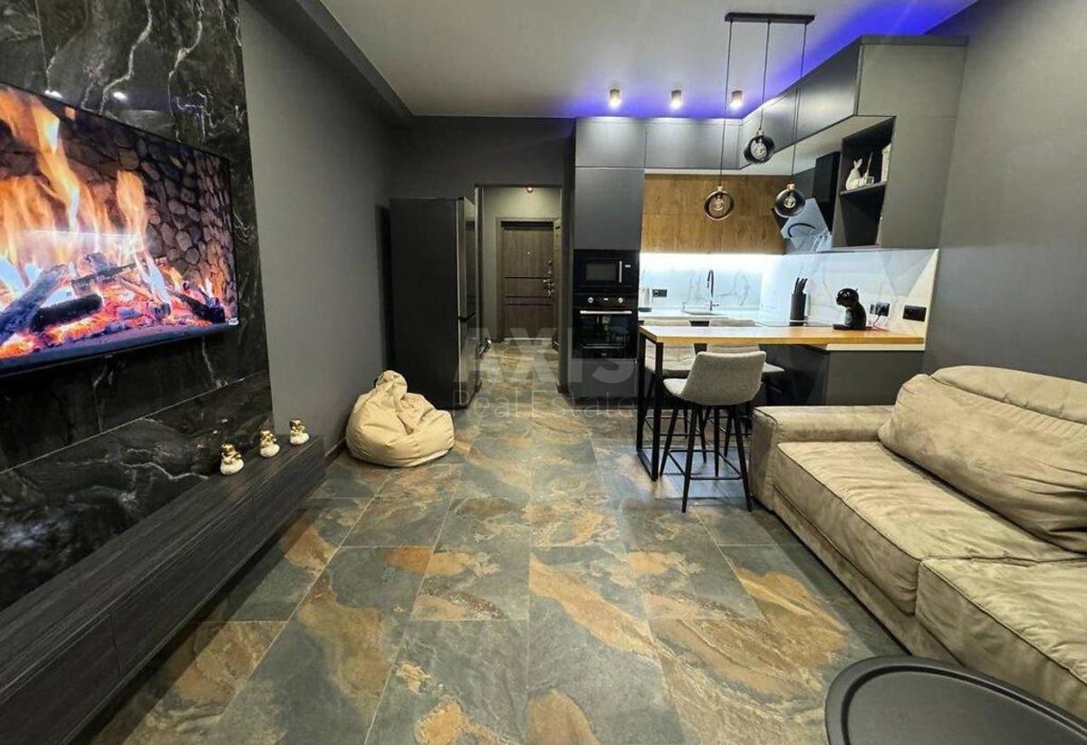 1k apartment vul. Lucenka Dmytra 103
