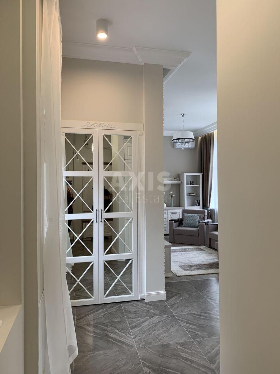 2k apartment vul. Pyrogova 1/35637019