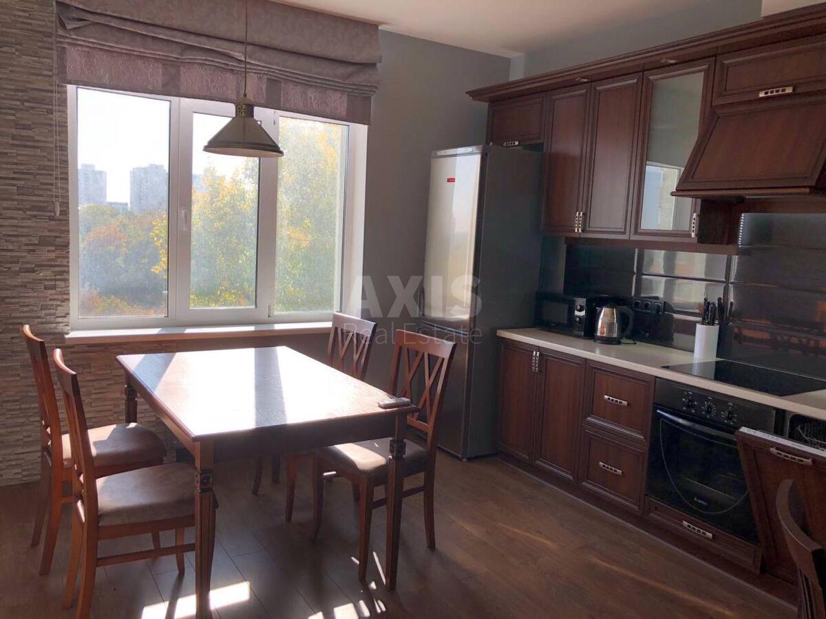 2k apartment pr-t Lobanovs'kogo 40