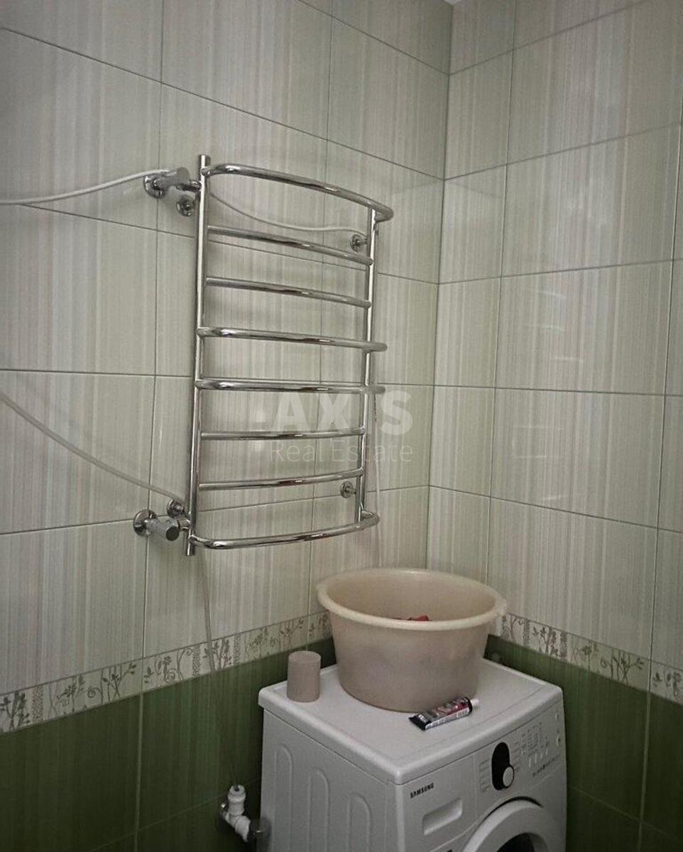 1k apartment vul. Olevs'ka 95