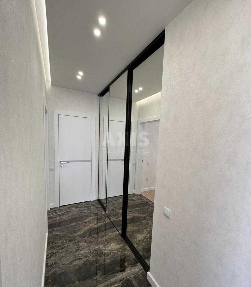 4k apartment nab. Dniprovs'ka 186286915