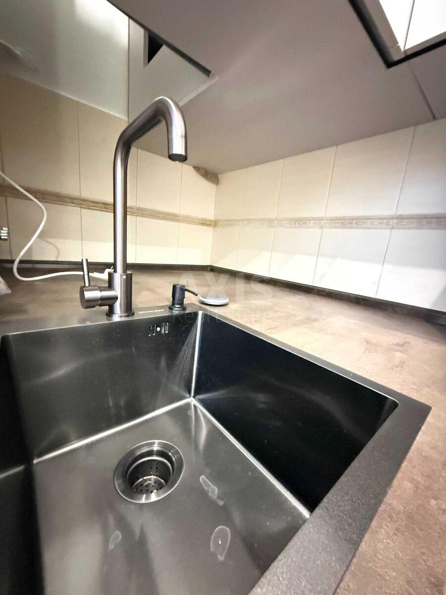 1k apartment vul. Ljuterans'ka 16630415