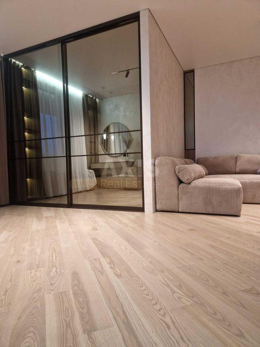 2k apartment vul. Dragomyrova Myhajla 14А5