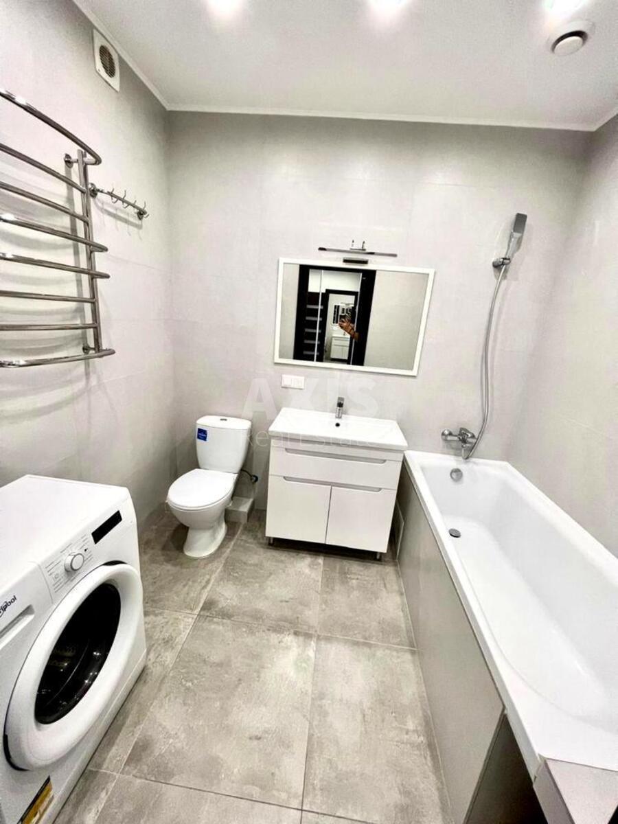 1k apartment vul. Lypkivs'kogo Vasylja Mytropolyta 16Б632786