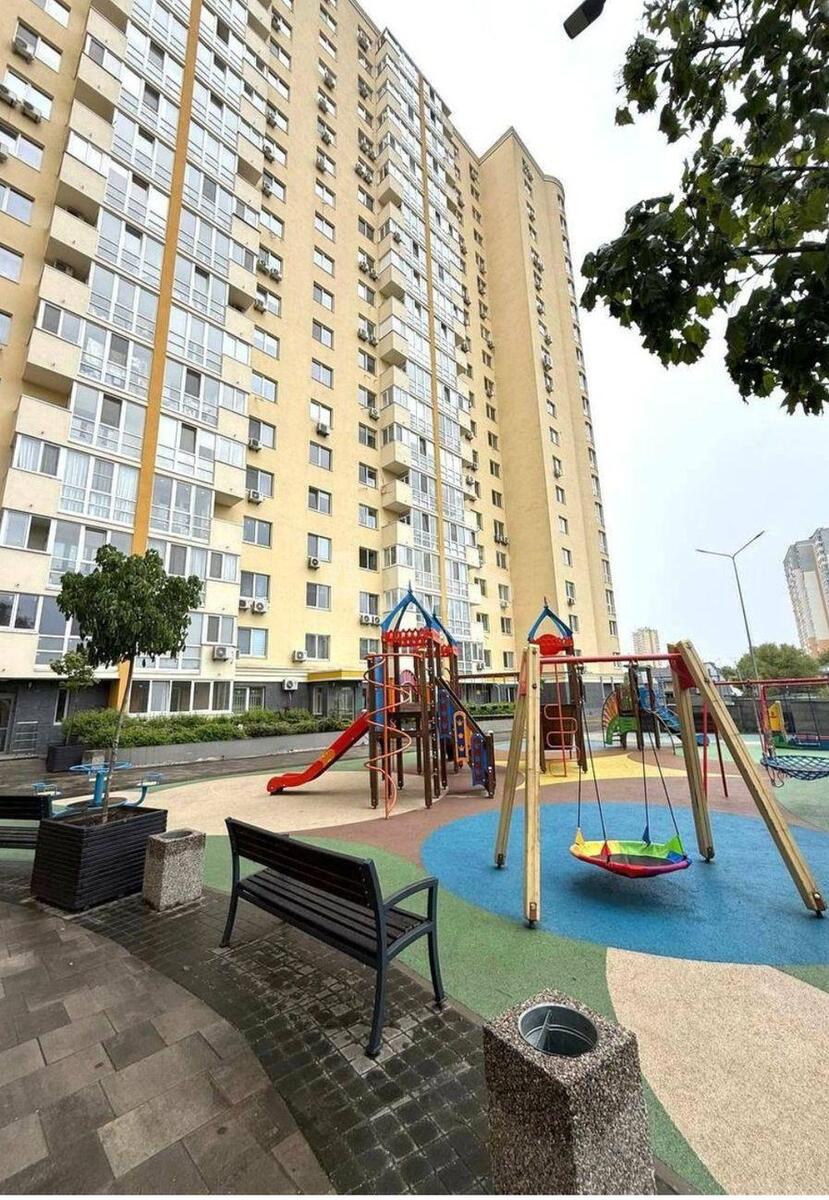 3к квартира ул. Новомостицкая 156035715