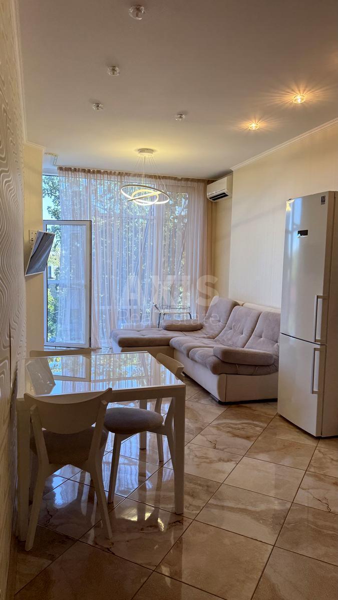 2k apartment vul. Antonova Aviakonstruktora 4А597811