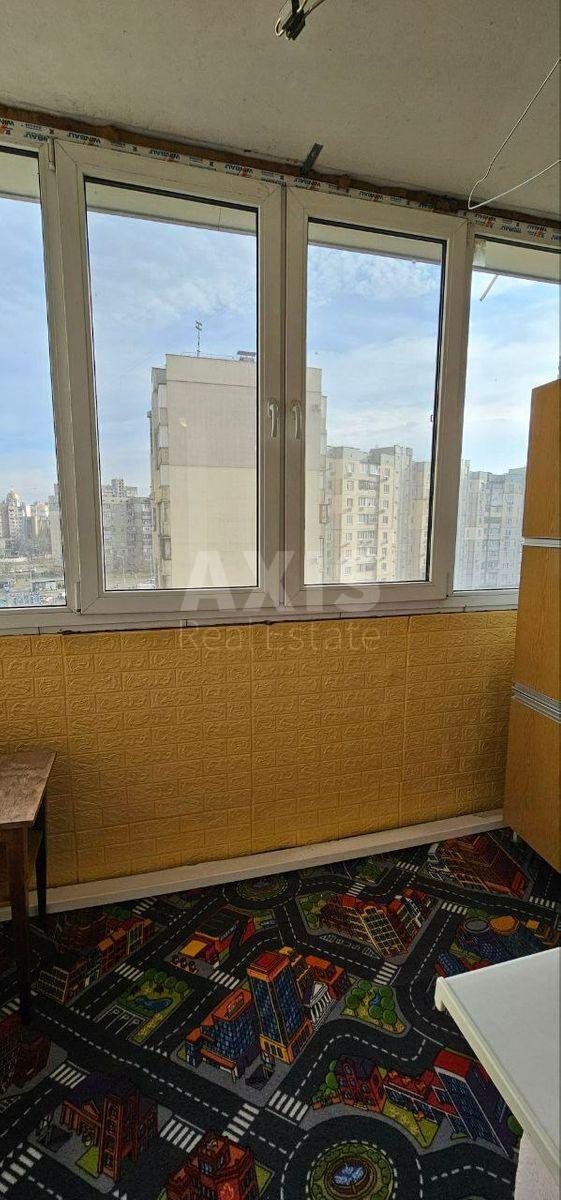 3k apartment vul. Revuc'kogo 183