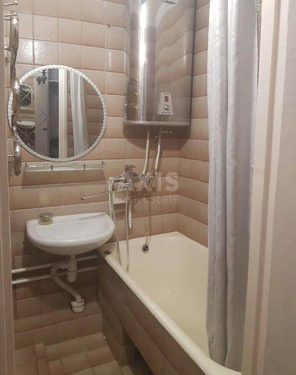 1k apartment vul. Serafymovycha 5639657