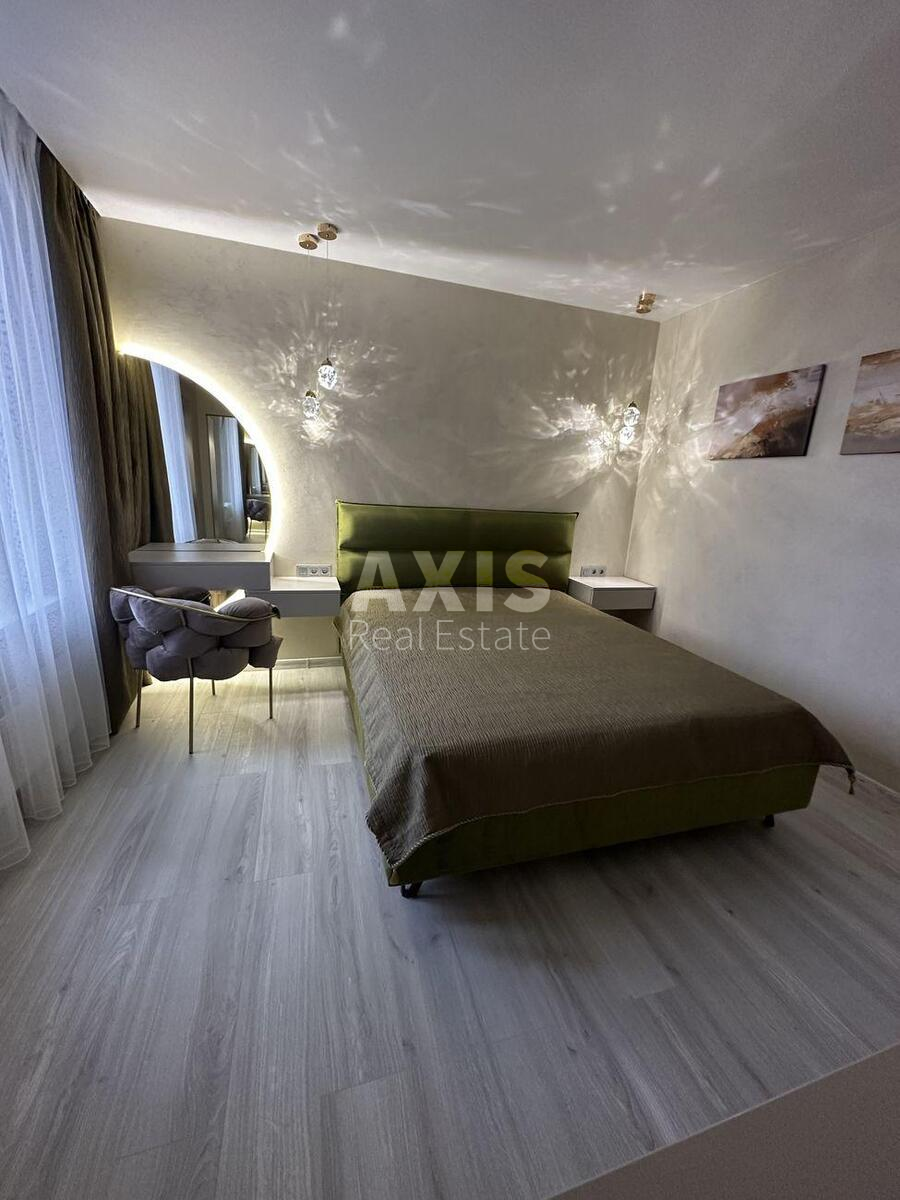 1k apartment nab. Dniprovs'ka 16494892