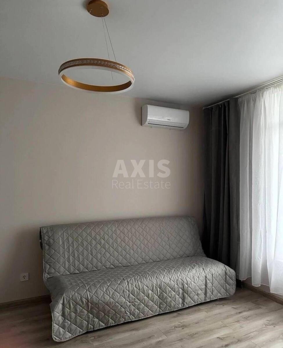2k apartment vul. Myhajla Maksymovycha 242
