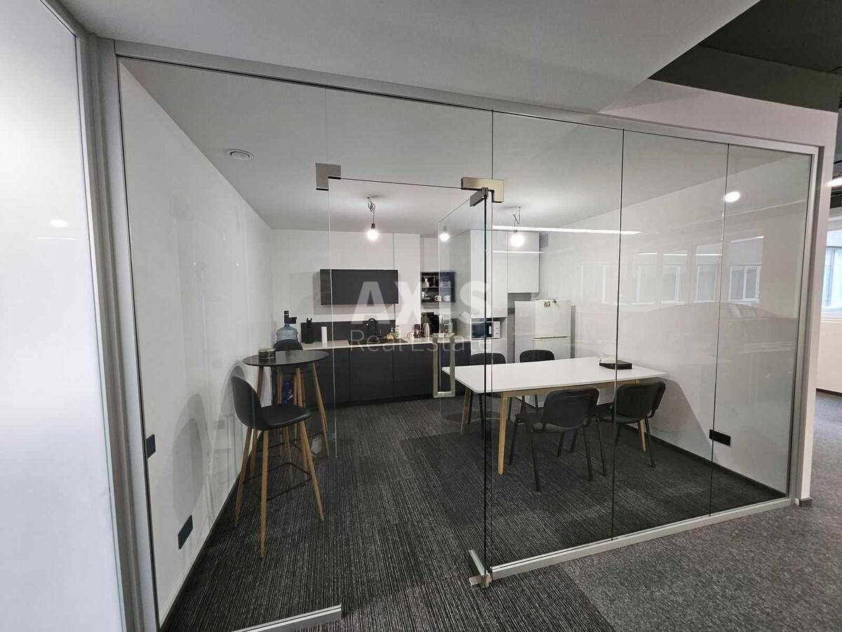 Office shose Harkivs'ke 19, 139m2599336