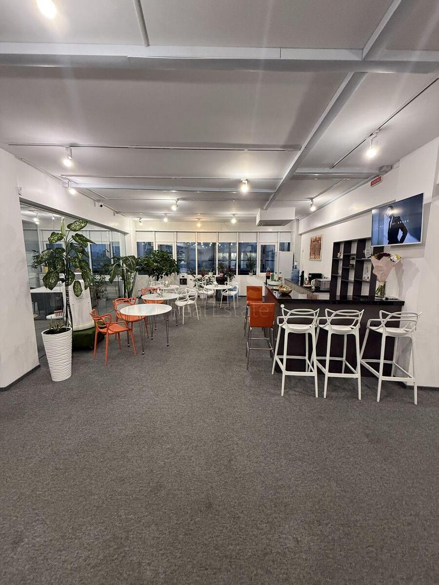 Office nab. Dniprovs'ka 14Б, 245m2