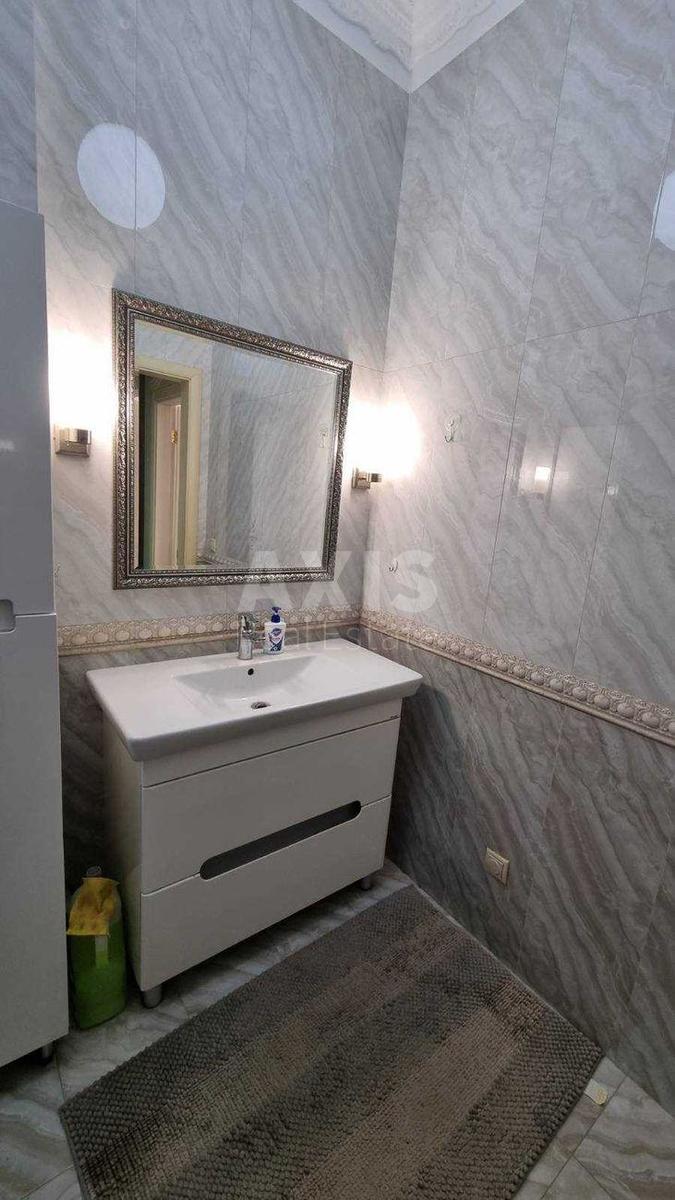 2k apartment vul. Solom'jans'ka 15А5
