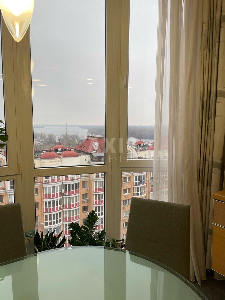 4k apartment pr-t Geroi'v Stalingrada 65