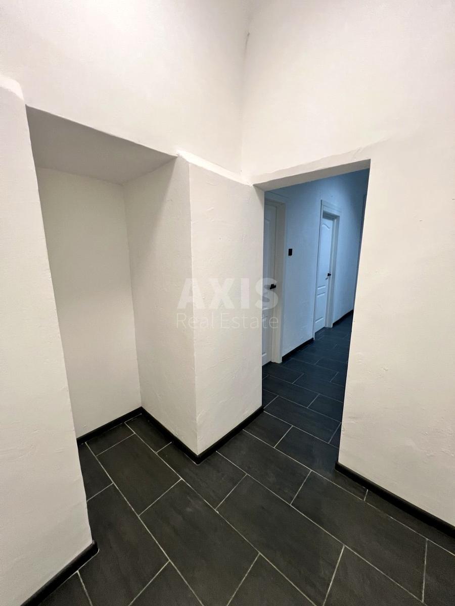 Office vul. Kyrylivs'ka 118/2, 110m2611964