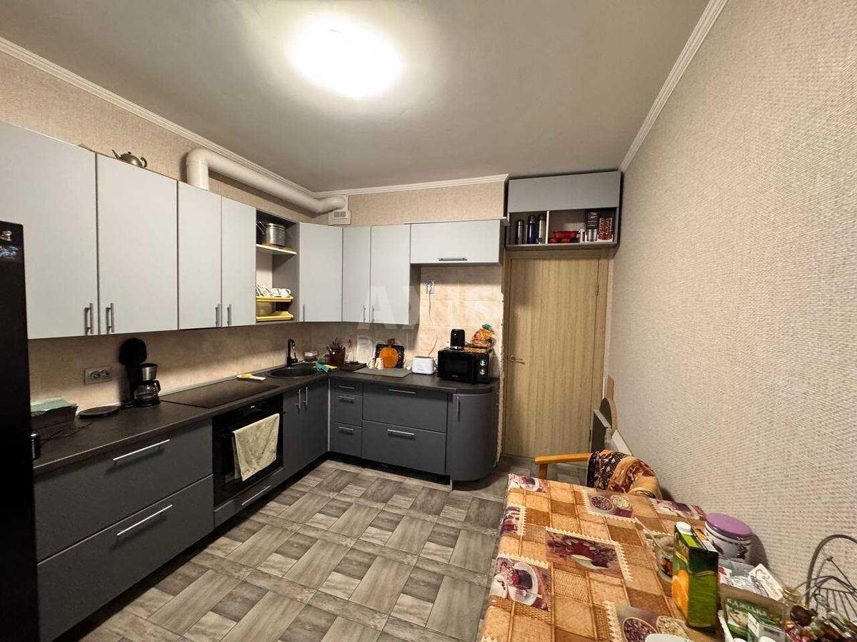 3k apartment vul. Yulia Zdanovska 34Б568220