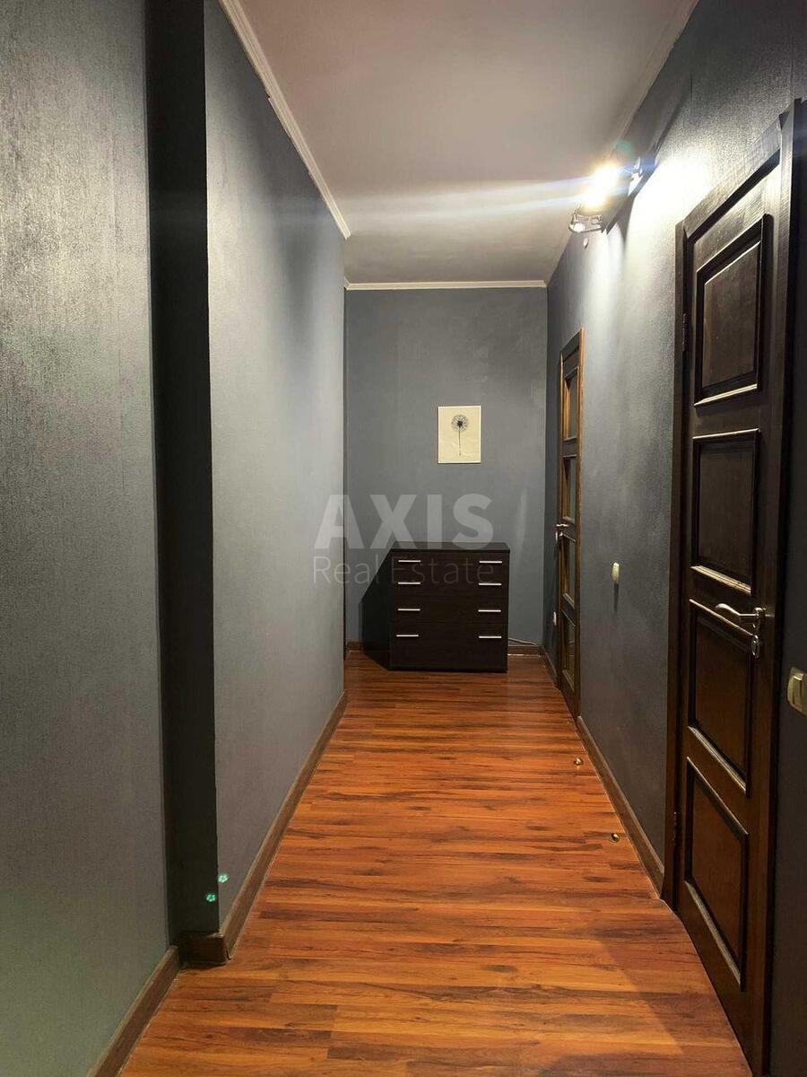 2k apartment pr-t Lesja Kurbasa 5В6