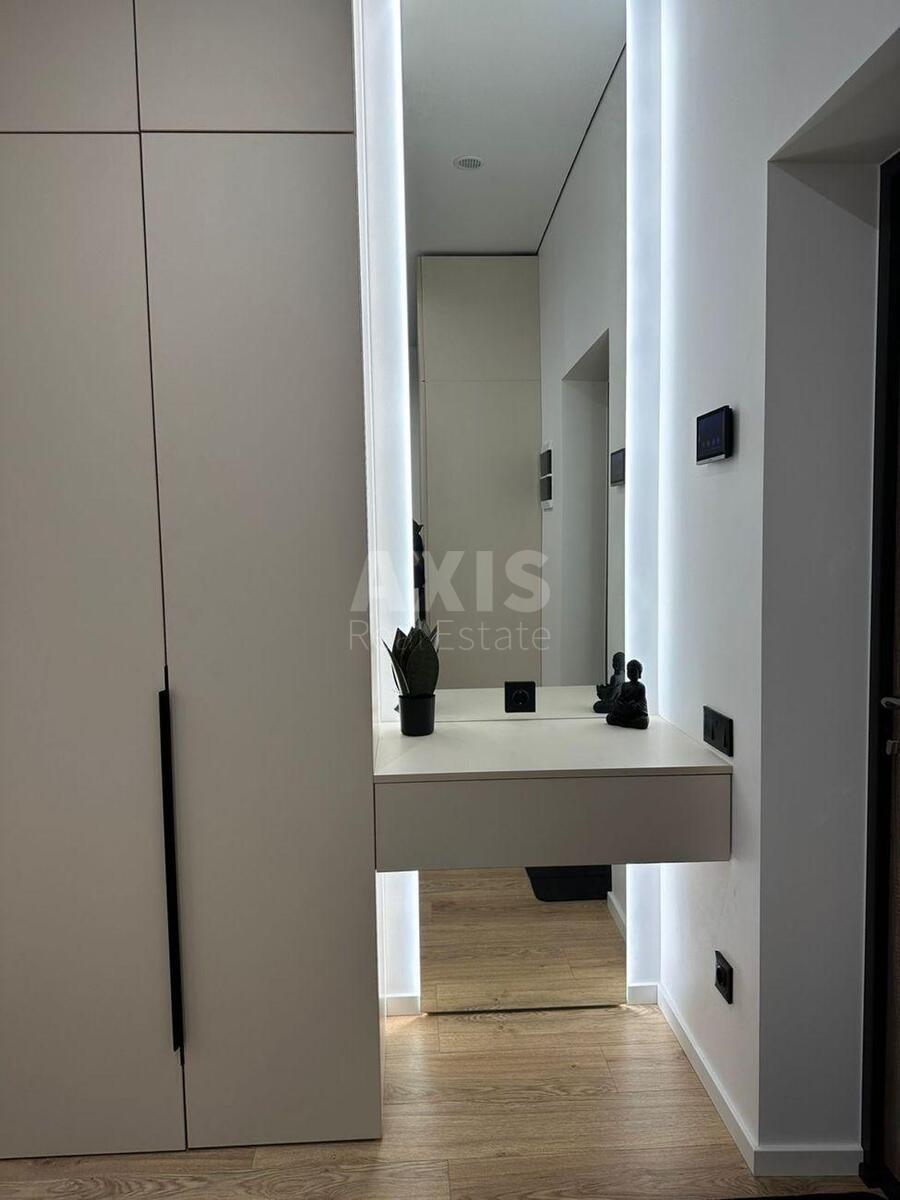 1k apartment vul. Bul'varno-Kudrjavs'ka 17Б6