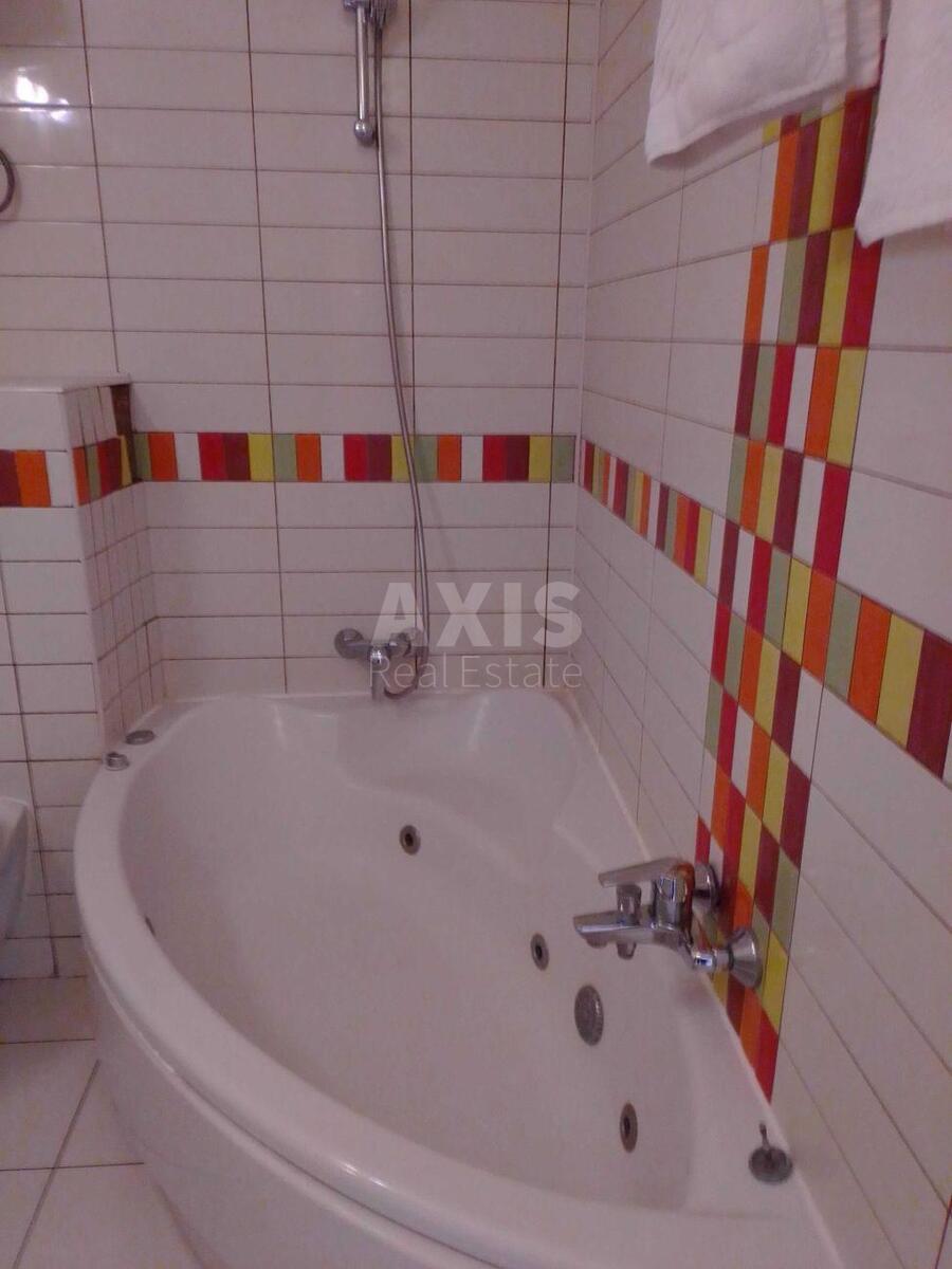 1k apartment vul. Saksagans'kogo 76