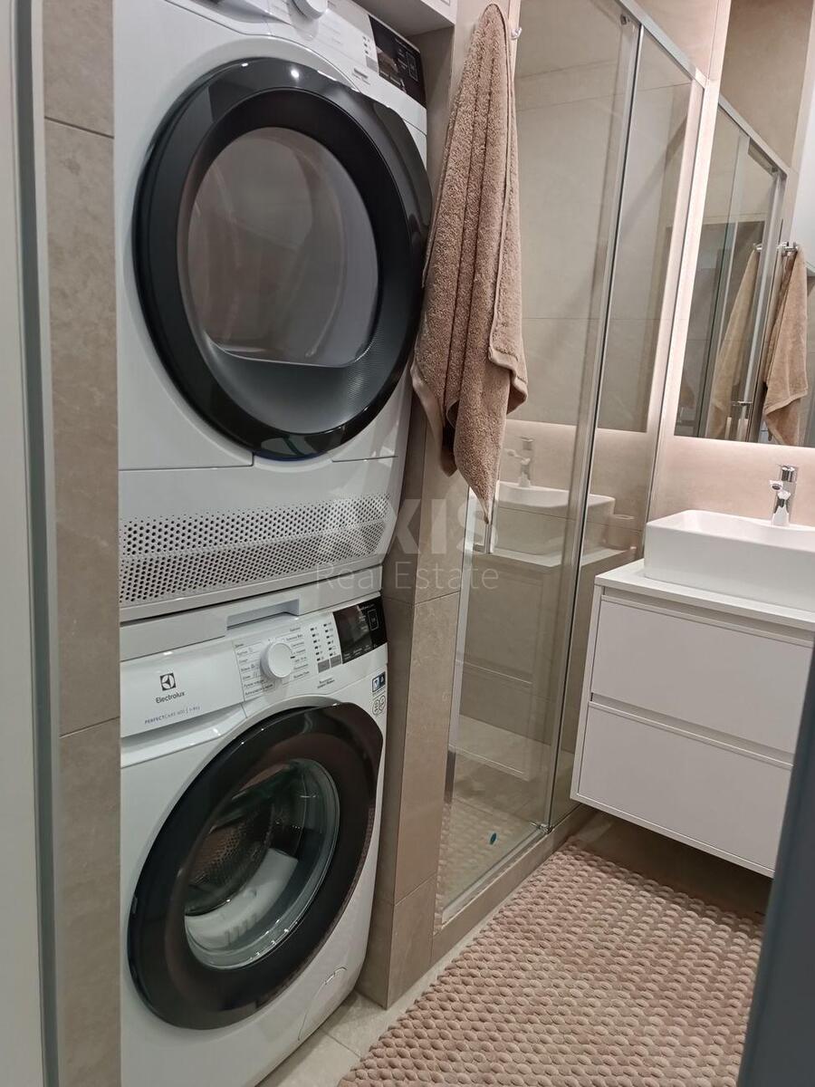 1k apartment pr-t Komarova Kosmonavta 9Б5