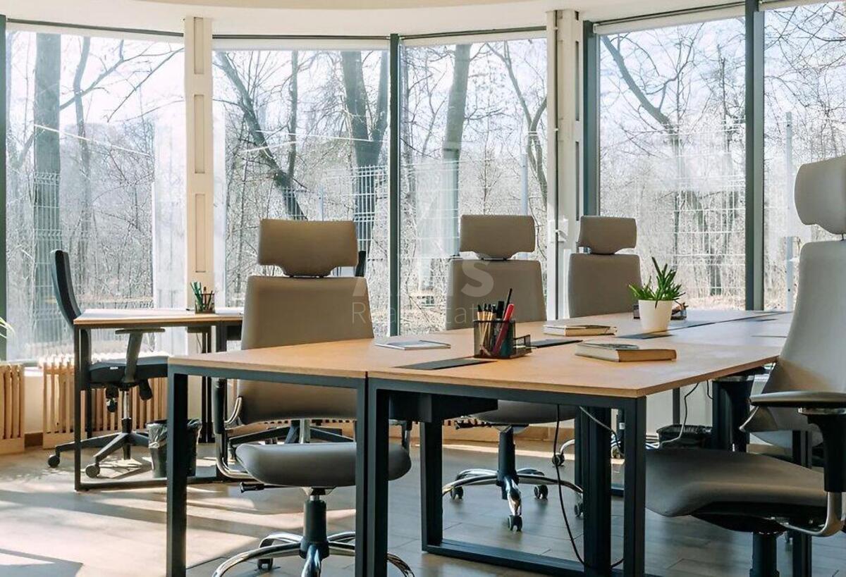 Office vul. Babushkina 24, 33m22