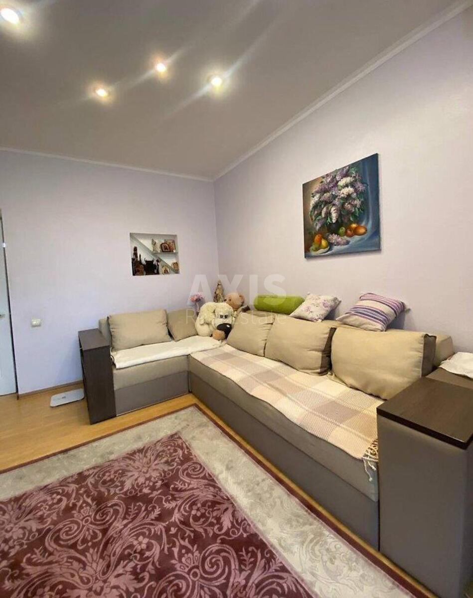 3k apartment vul. Jurkivs'ka 36/100