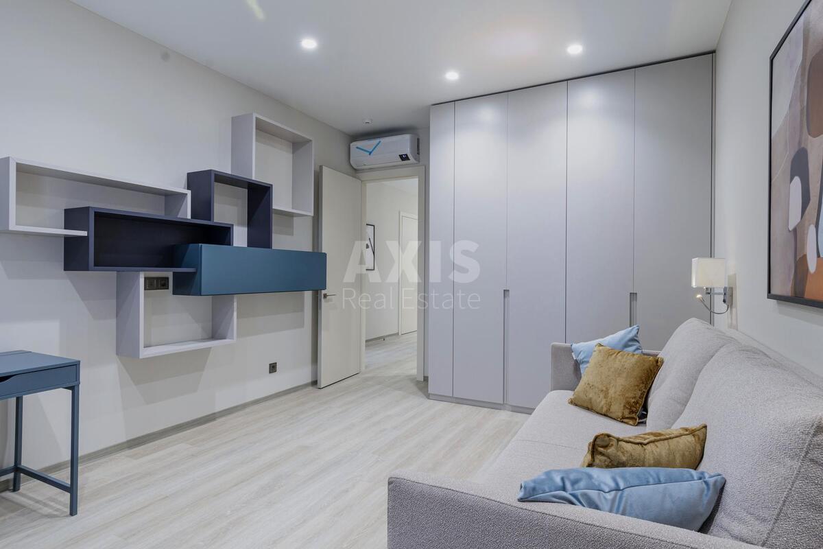 3k apartment vul. Antonovycha 118/959406