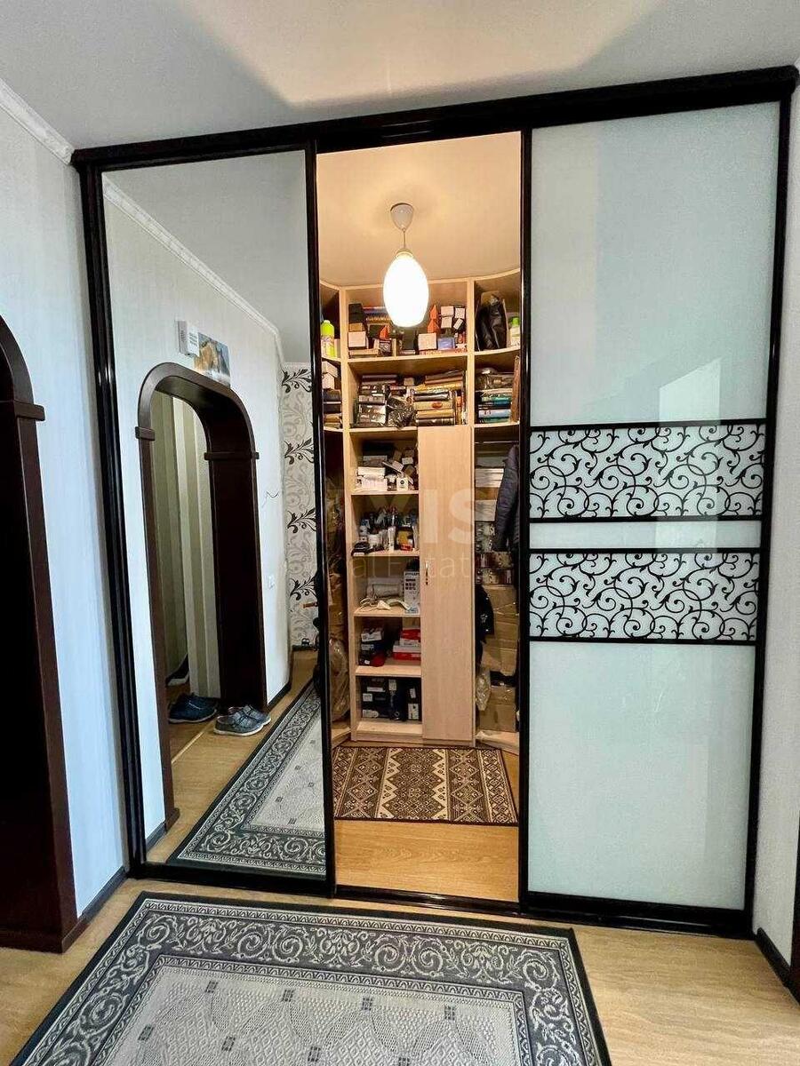 1k apartment vul. Oleny Pchilky 85