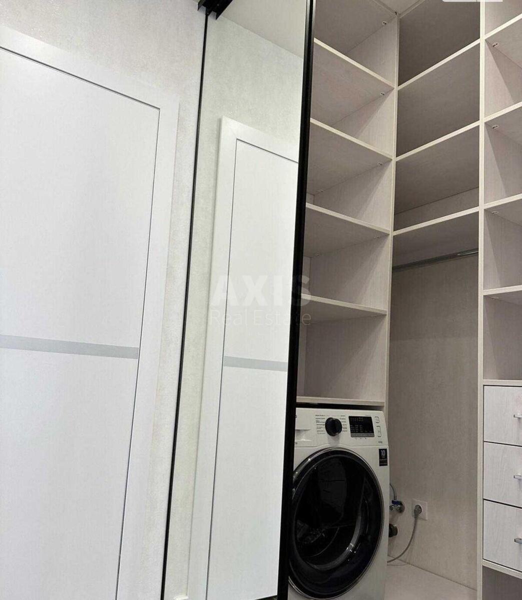 4k apartment nab. Dniprovs'ka 186286916