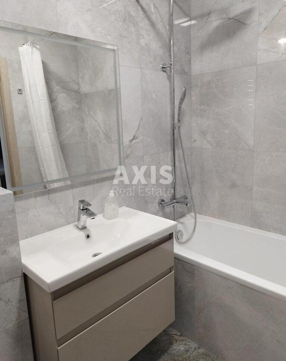 1к квартира ул. Олеся Бердника 1В530875