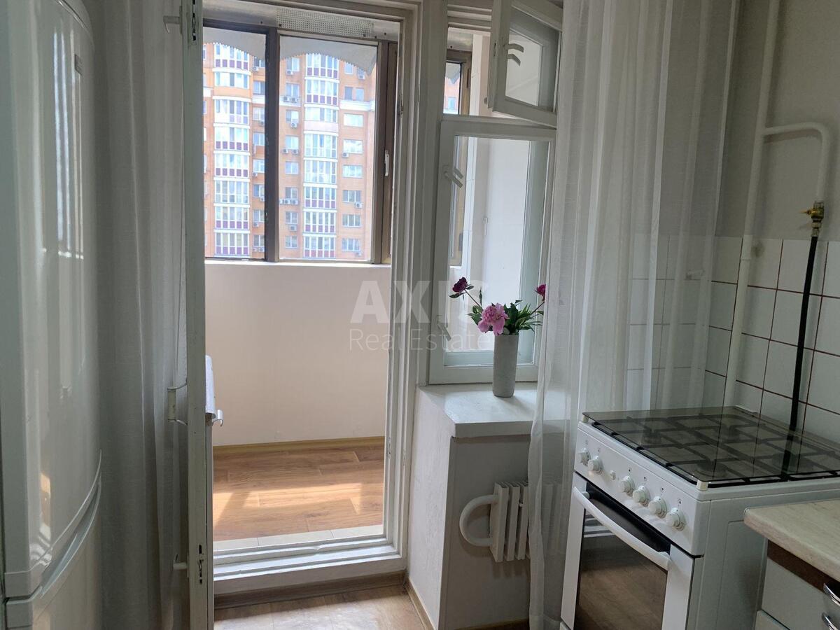 2k apartment vul. Tymoshenka Marshala 191