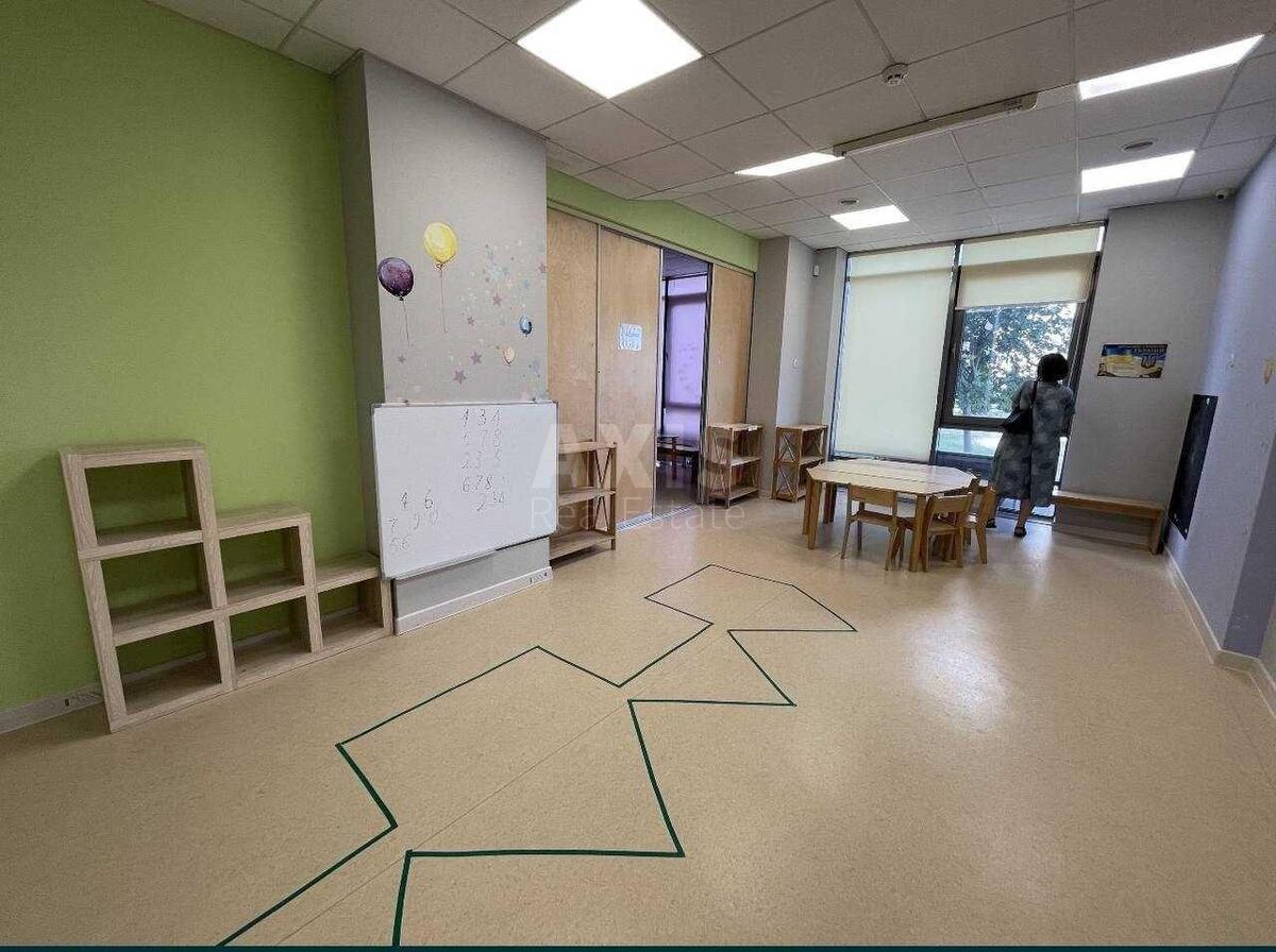 Объект торговли наб. Днепровская 14, 168м2512650