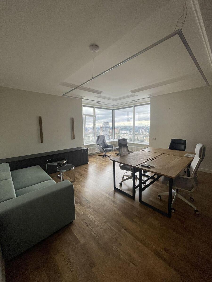 Office uzv. Klovs'kyj 7, 166m23