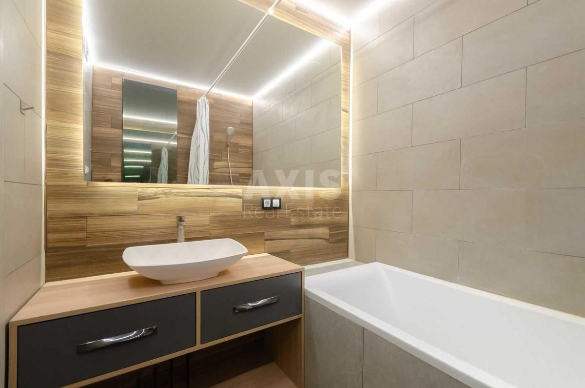 3k apartment vul. Baggovutivs'ka 1А7