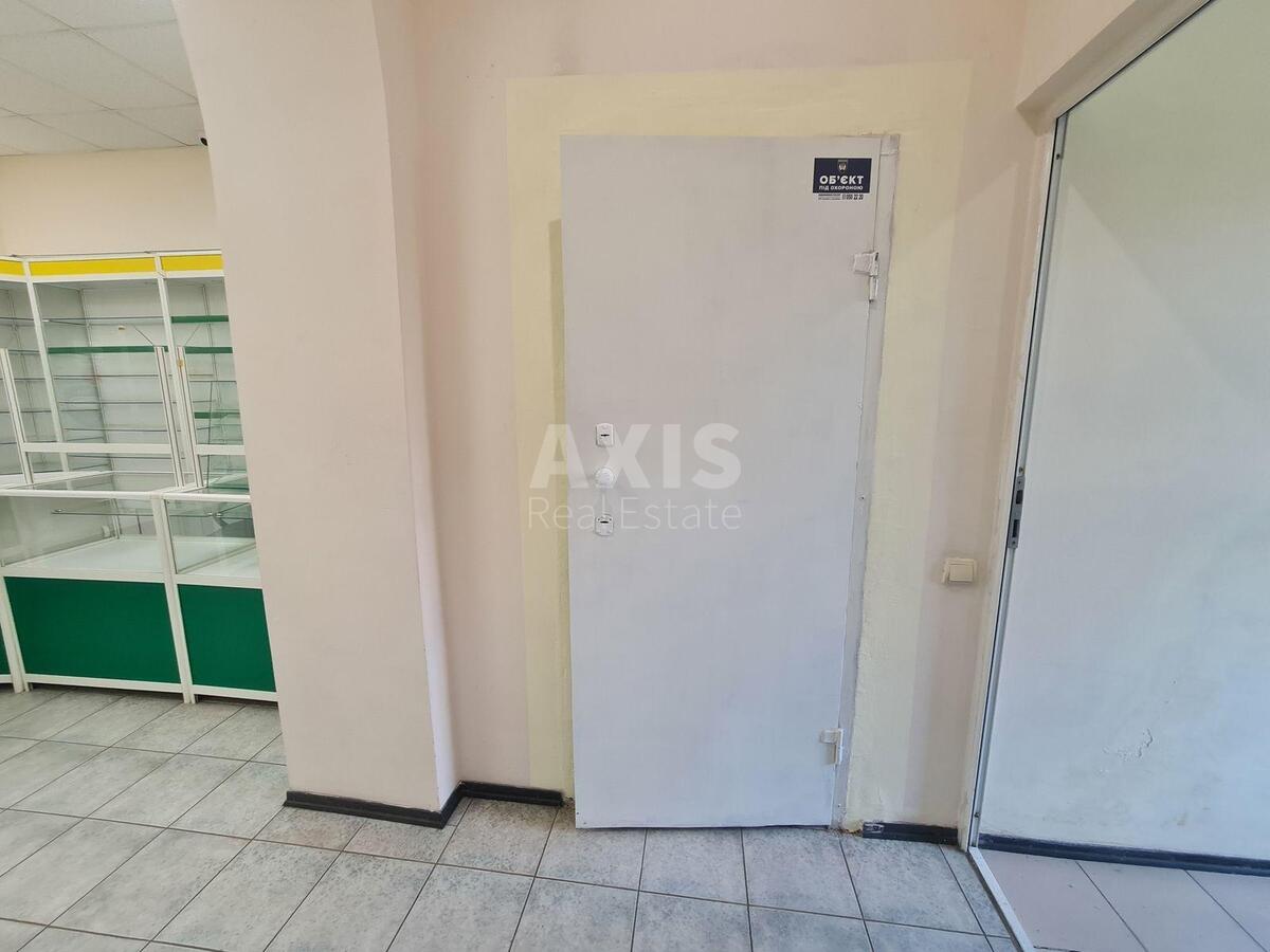 Trade object pr-t Bazhana Mykoly 26, 51m25
