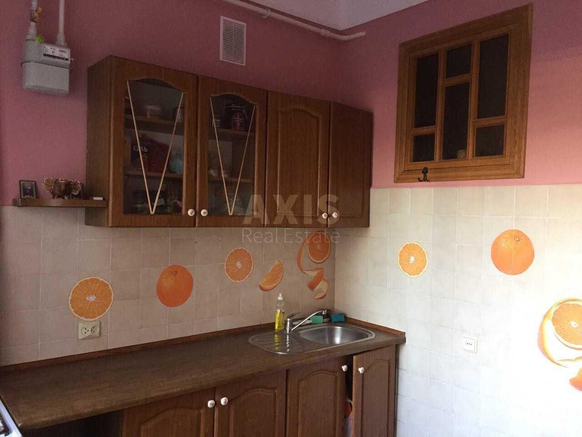 3k apartment vul. Rajevs'kogo Mykoly 11