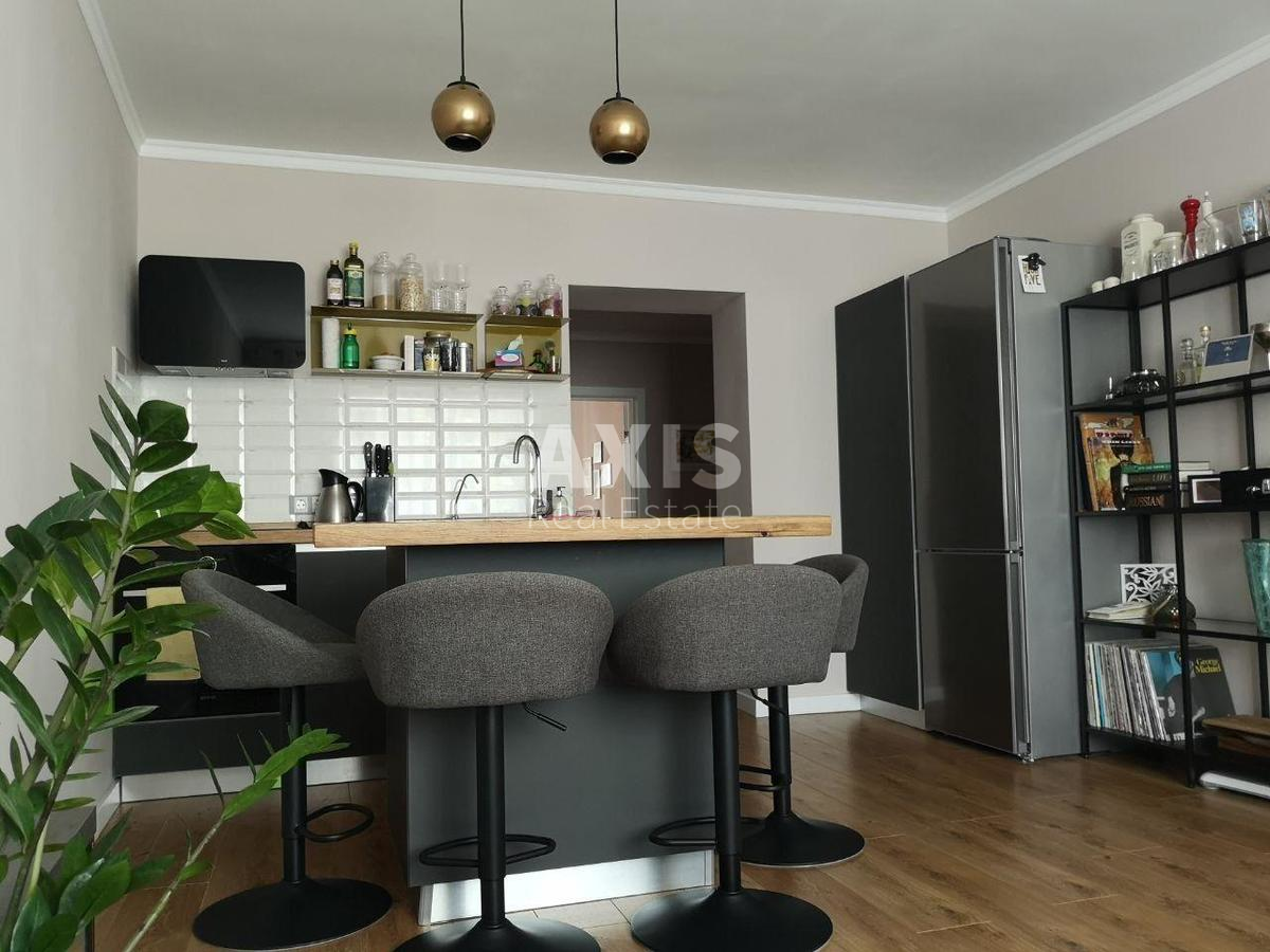 3k apartment vul. Osypovs'kogo 9