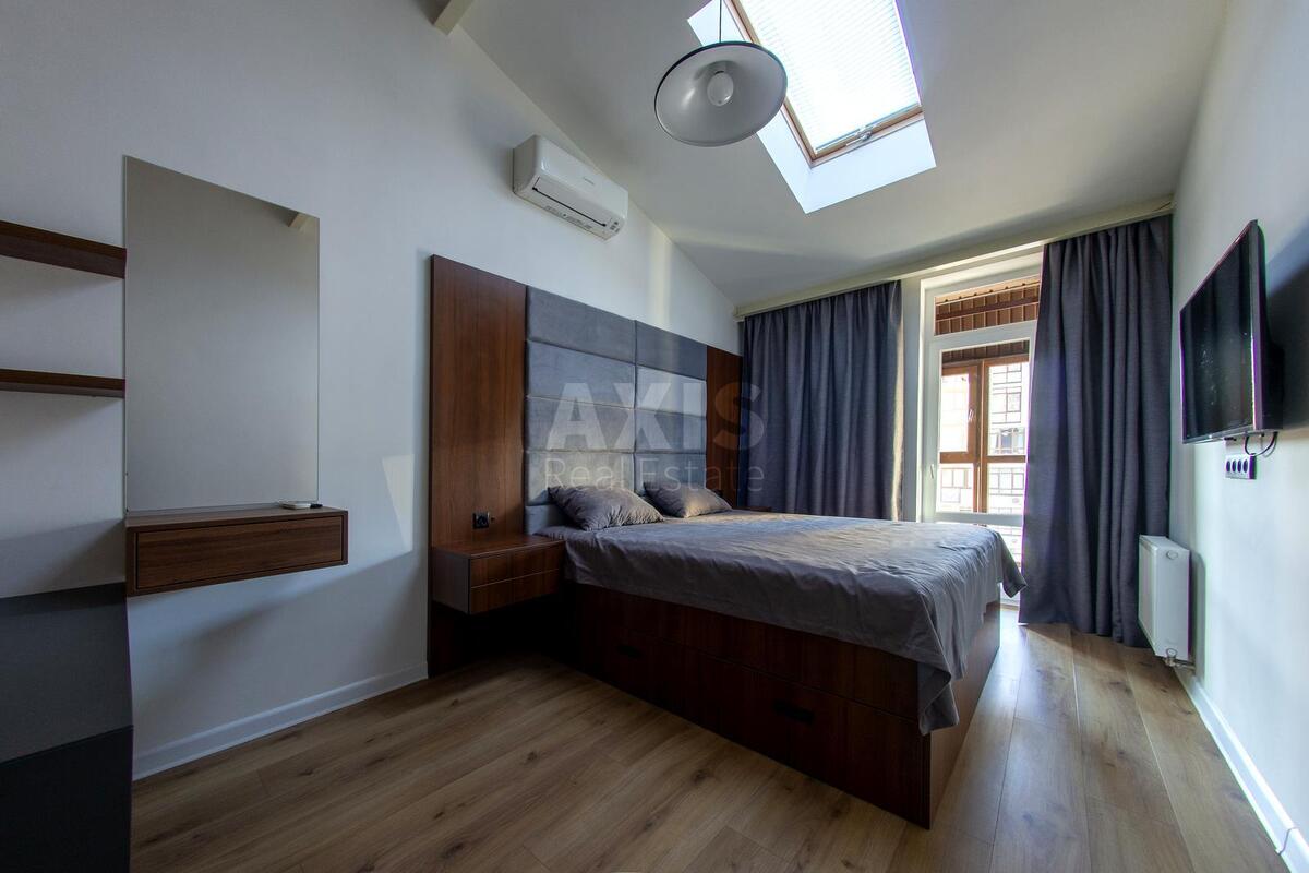 3k apartment vul. Glybochyc'ka 136405912