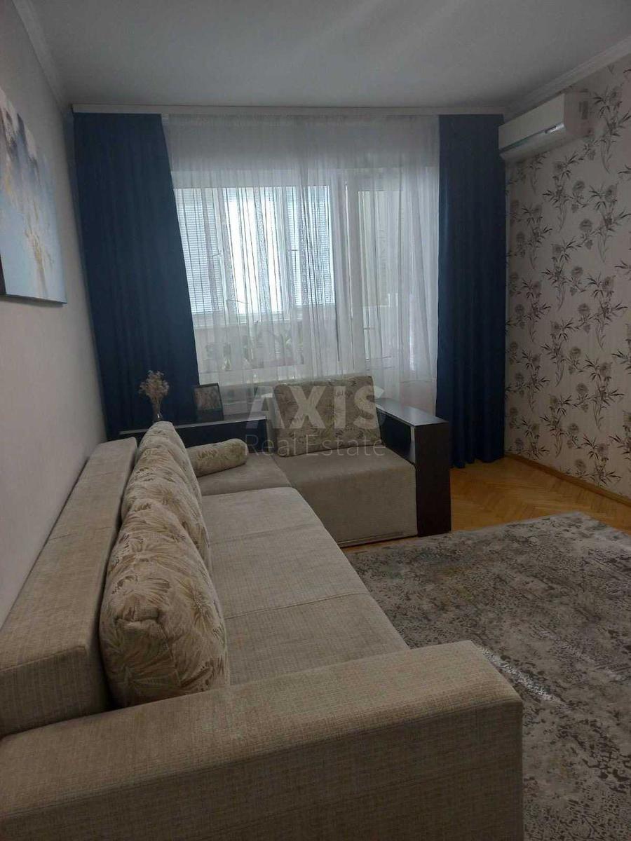 2k apartment vul. Myloslavs'ka 20