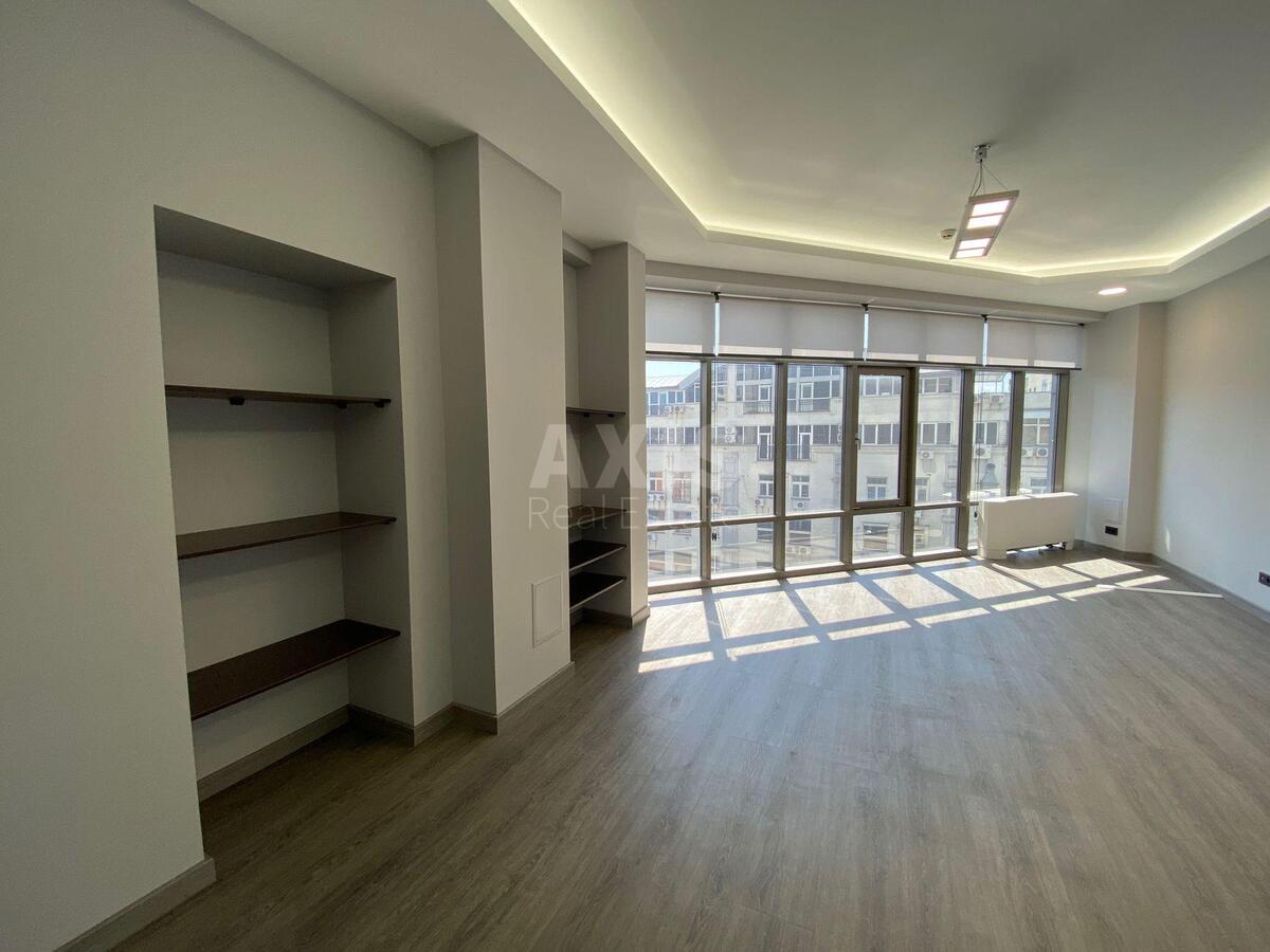Office vul. Velyka Vasyl'kivs'ka 72, 184m2598965