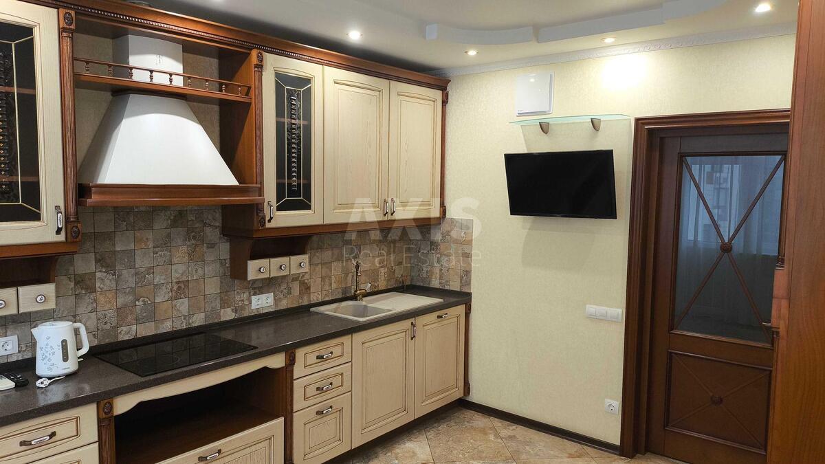 3k apartment vul. Yulia Zdanovska 75А0