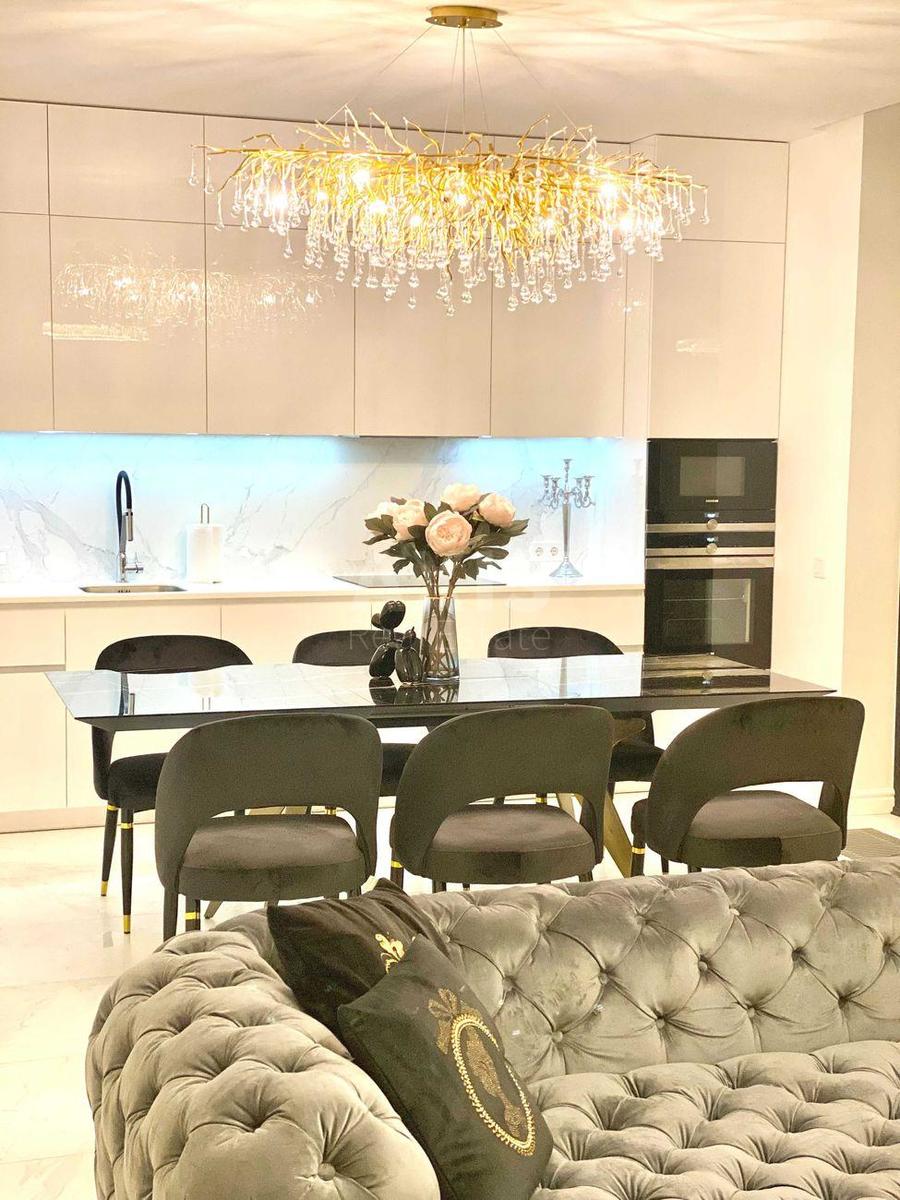 3k apartment doroga Naberezhno-Rybal's'ka 30