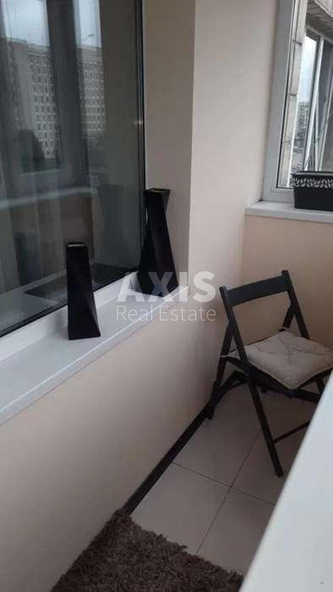 1k apartment bul. Lesi Ukrai'nky 244