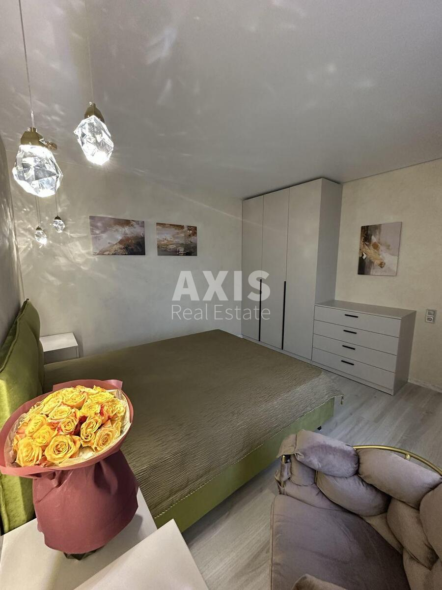 1k apartment nab. Dniprovs'ka 16494893
