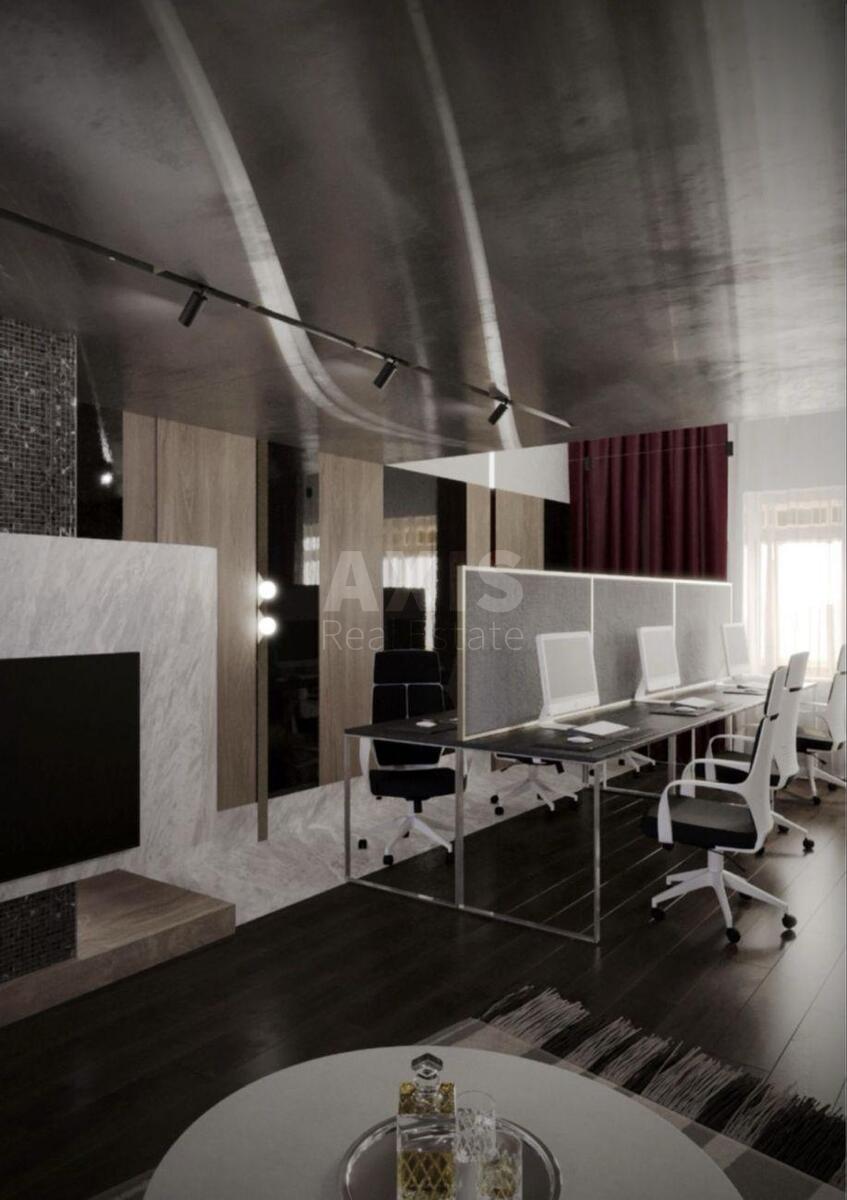 Office vul. Panasa Myrnogo 7, 170m22